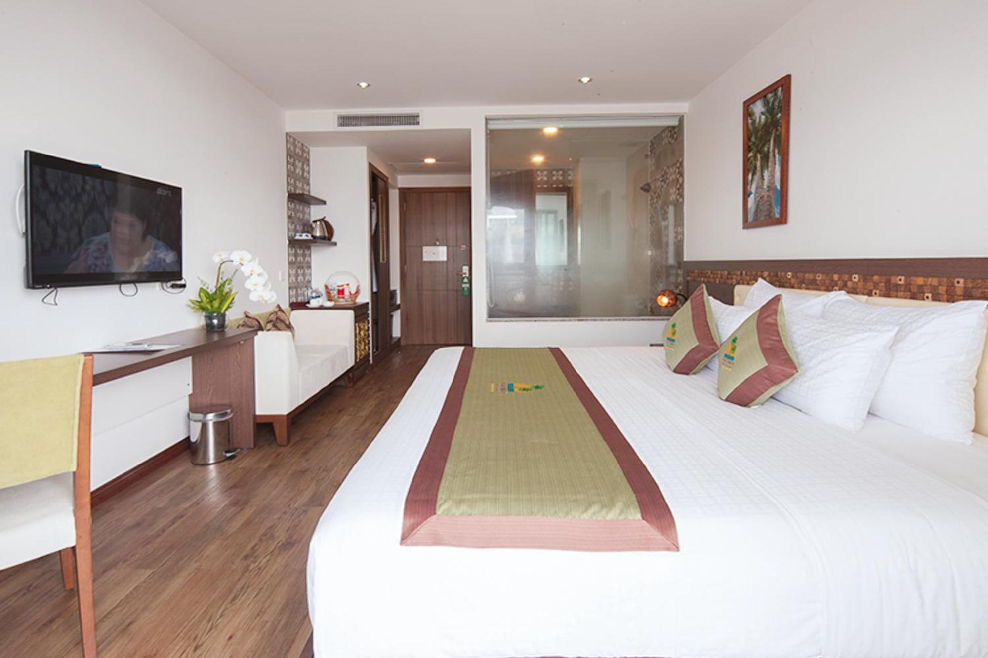 Ben Tre Riverside Resort Room photo